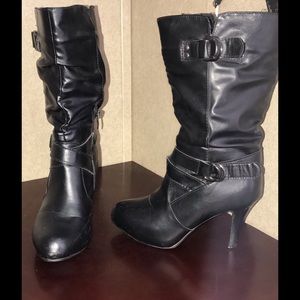 Black boots with heel